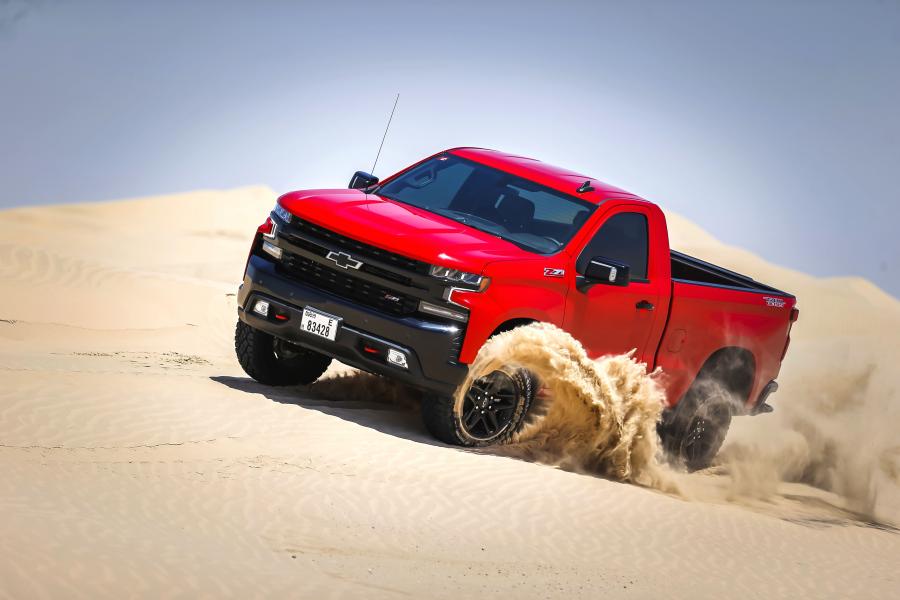  Chevrolet Silverado LT Z71 TrailBoss Regular Cab 2019 года  (UAE) (фото 33 из 45)